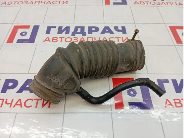 Патрубок воздушного фильтра Hyundai Accent