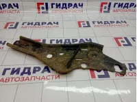 Кронштейн передней балки правый Hyundai Accent (LC) 62490-25030