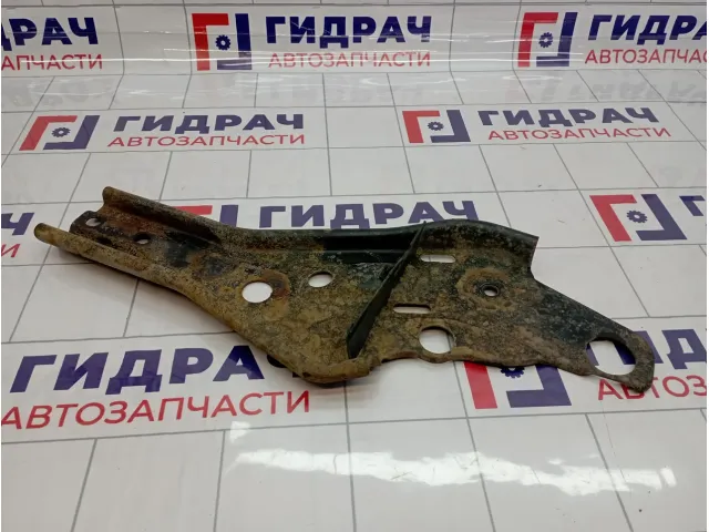 Кронштейн передней балки правый Hyundai Accent (LC) 62490-25030