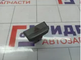 Кнопка аварийной сигнализации Hyundai Accent (LC) 93790-25000