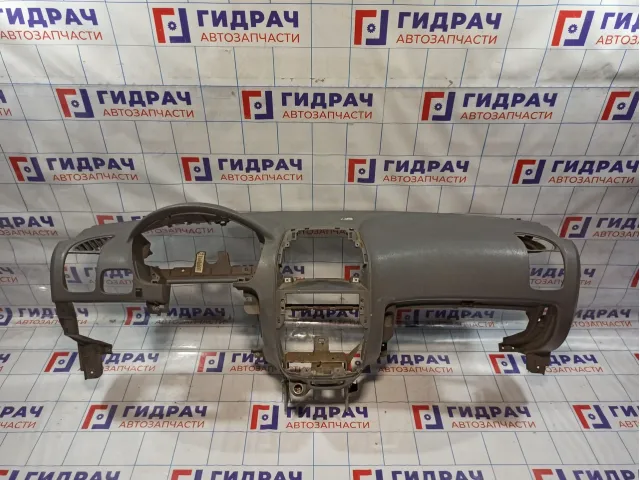 Торпедо Hyundai Accent (LC)