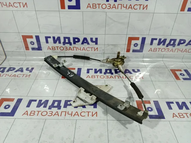 Стеклоподъемник механический передний левый Hyundai Accent 8240125000