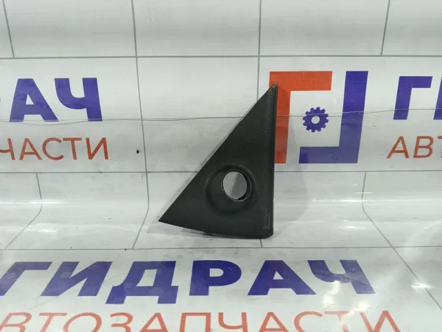 Крышка зеркала внутренняя правая Hyundai Accent 8767025010
