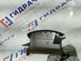 Дефлектор воздушный левый Hyundai Accent 9748125000