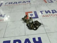 Замок багажника ответная часть Hyundai Accent 812101G000