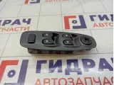 Блок управления стеклоподъемниками Hyundai Accent (LC) 9357225000YN