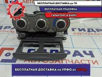 Блок управления климат-контролем Hyundai Accent 2 9725025200. С подстаканником.