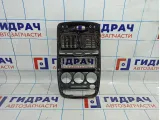 Накладка блока климат-контроля Hyundai Accent 2 8474125300. Дефект.