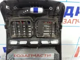 Накладка блока климат-контроля Hyundai Accent 2 8474125300. Дефект.