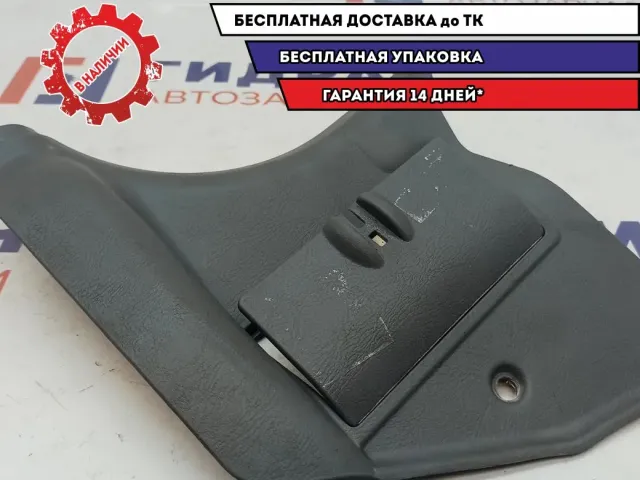 Обшивка стойки передняя левая нижняя Hyundai Accent 2 8582325000LT. Потертость, сломано крепление.