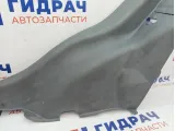 Обшивка стойки задняя правая нижняя Hyundai Accent 2 85890-25000. Царапины, потертость.