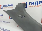 Обшивка стойки задняя правая верхняя Hyundai Accent 2 85860-25000. Потертость.