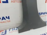Обшивка стойки средняя левая нижняя Hyundai Accent 2 85835-25200. Царапины, потертость.
