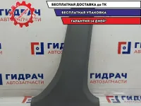 Обшивка стойки средняя правая нижняя Hyundai Accent 2 85845-25200. Царапины, потертость.