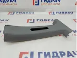 Обшивка стойки средняя правая верхняя Hyundai Accent 2 85840-25100.