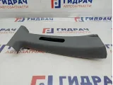 Обшивка стойки средняя правая верхняя Hyundai Accent 2 85840-25100.