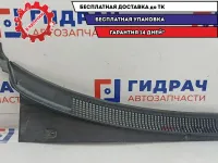 Решетка стеклооч. (планка под лобовое стекло) Hyundai Accent 2 86160-25001. Правая. Царапины.