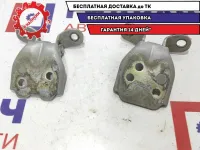 Петли двери передней правой Hyundai Accent 2 . Пара.