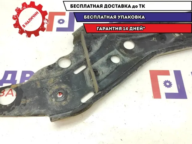 Кронштейн передней балки правый Hyundai Accent 2 62490-25030.