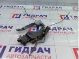 Замок двери передней левой Hyundai Accent 9574825000