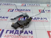 Замок двери передней левой Hyundai Accent 9574825000