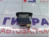 Кнопка стеклоподъемника заднего Hyundai Accent 9358025010
