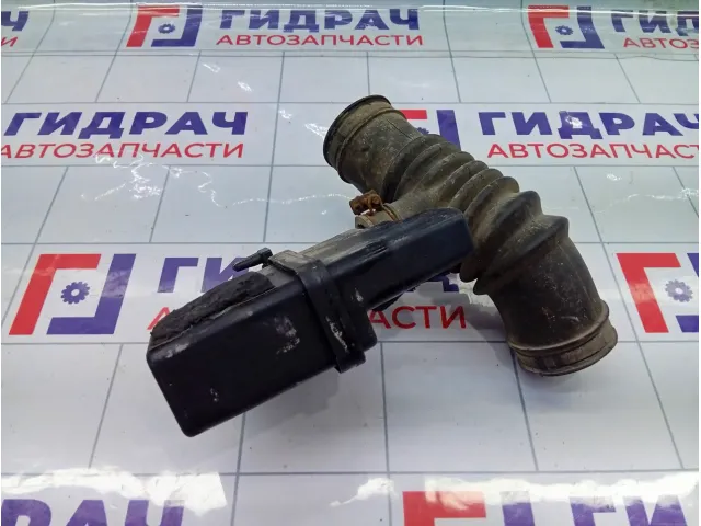 Патрубок воздушного фильтра Hyundai Accent 2813826652