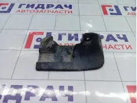 Брызговик передний правый Hyundai Accent 8683225000