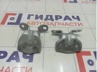 Петли двери задней левой Hyundai Accent