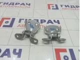 Петли двери задней левой Hyundai Accent