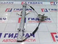 Стеклоподъемник механический передний правый Hyundai Accent (LC) 8240225000