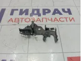 Замок багажника Hyundai Accent (LC) 812101G000