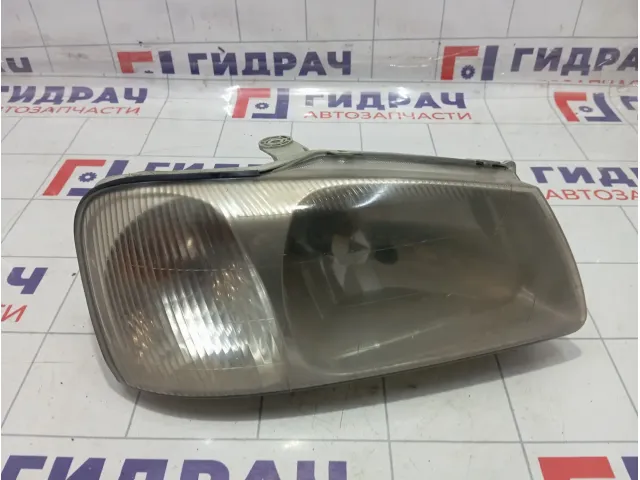 Фара правая Hyundai Accent (LC) 9210225020
