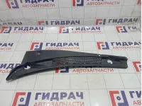 Решетка под лобовое стекло (Жабо) левое Hyundai Accent (LC) 8615025001
