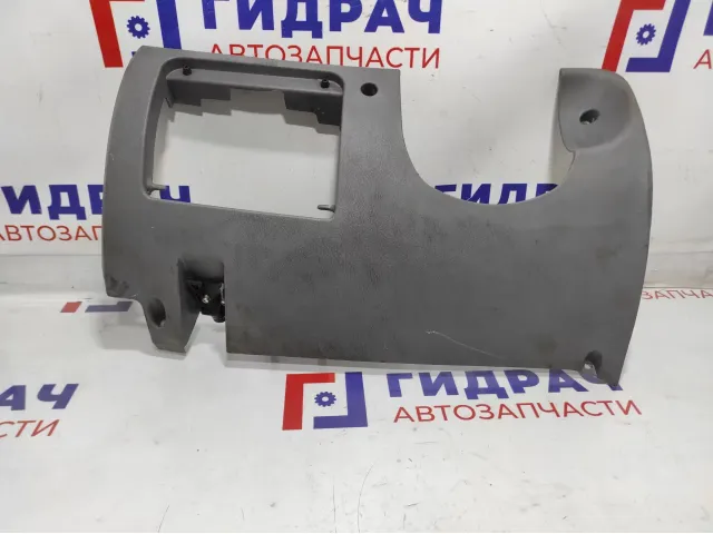 Накладка торпедо левая Hyundai Accent 2 8475125100. Царапины.