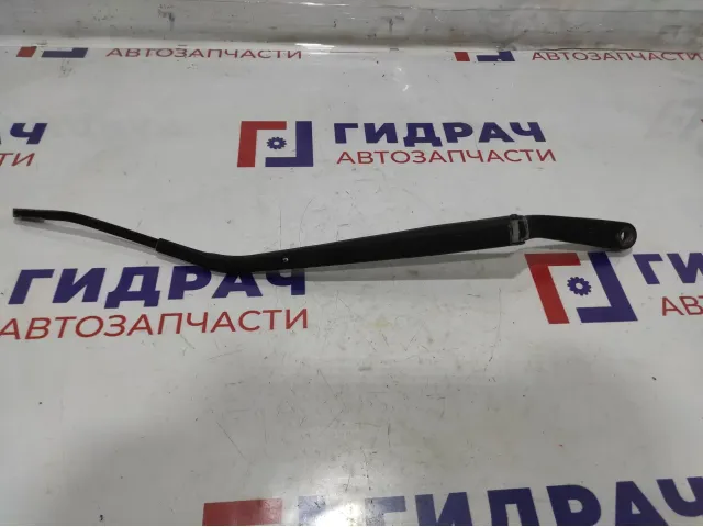 Поводок стеклоочистителя передний правый Hyundai Accent 2 98320-25000.