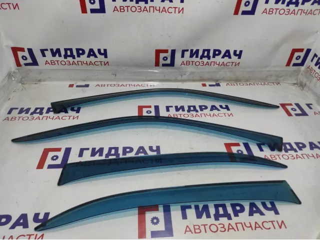 Ветровики Hyundai Accent 2 . Комплект.