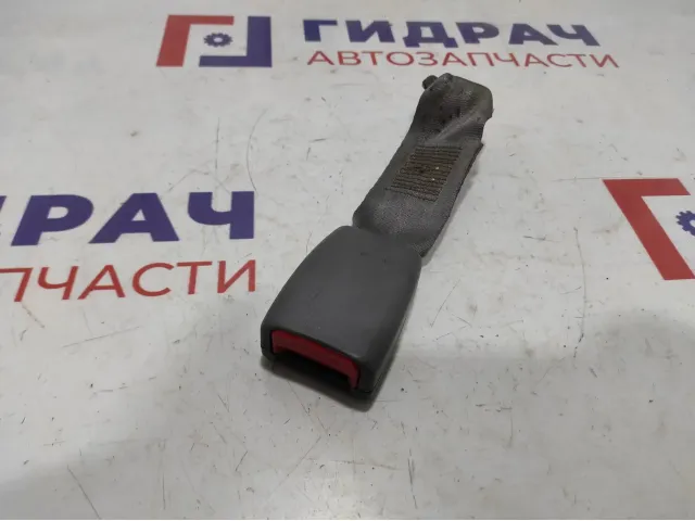 Ответная часть ремня безопасности Hyundai Accent 2 .