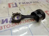 Поршень с шатуном Hyundai Accent 2 . G4EC.