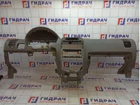 Торпедо Hyundai Accent 2 .