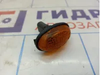 Повторитель на крыло желтый Hyundai Accent 2 9230325000.