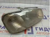 Фара передняя правая Hyundai Accent 2 . Дефект.