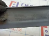 Обшивка стойки задней правой верхняя Hyundai Accent 2 85860-25000. Потертости.