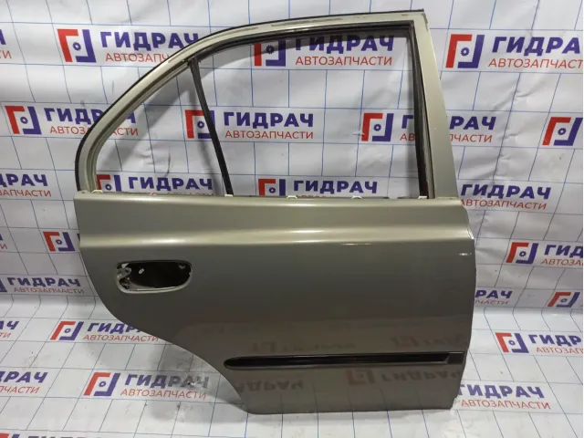 Дверь задняя правая Hyundai Accent 2 . Красилась.