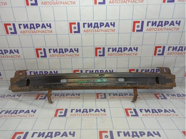 Усилитель заднего бампера Hyundai Accent 2 . Коррозия.Дефекты.