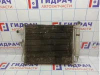 Радиатор кондиционера (конденсер) Hyundai Accent 2 . Дефект.