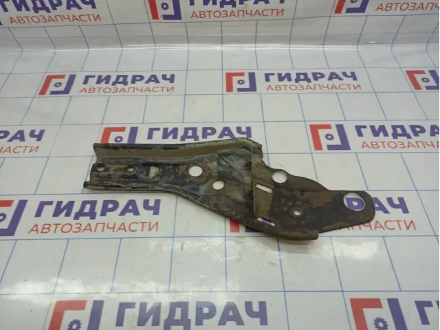 Кронштейн передней балки левый Hyundai Accent 2 62480-25000.