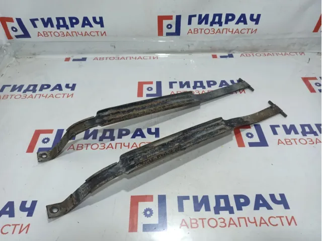 Лента крепления бензобака Hyundai Accent 2 . Комплект.