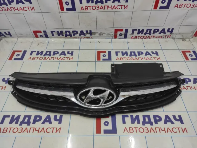 Решетка радиатора Hyundai Avante (MD) 863503X000