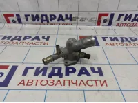 Фланец двигателя системы охлаждения Hyundai Avante (MD) 256002B600